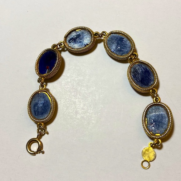 Accessocraft N.Y.C Oval Goldtone Multivolor Glass Beaded Linked Bracelet - Picture 4 of 4